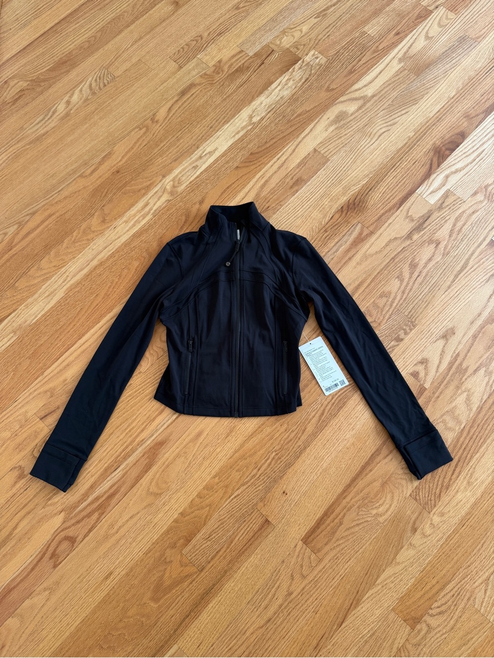 Lululemon black define cropped jacket Nulu size 6